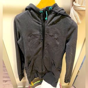 Lululemon Zip Up Hoodie - Size 8 - Excellent Condition!!!